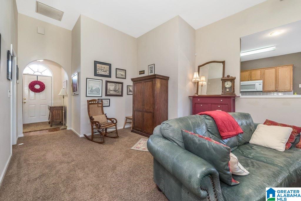 185 Daventry Drive Calera, AL 35040 - Photo 3 of 29