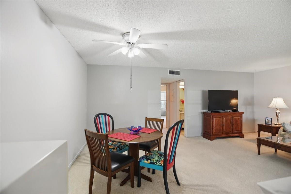 455 High Point Boulevard, Unit C Delray Beach, FL 33445 - Photo 4 of 19 Photo 4