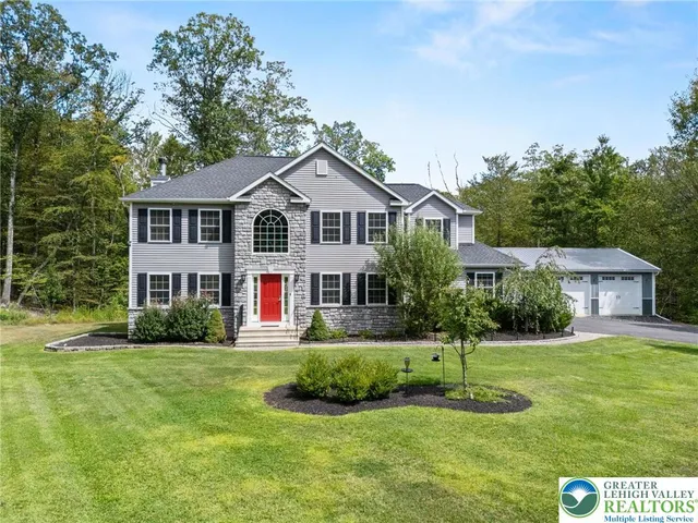 $950,000 | 1879 Valley View Drive, Bangor, PA 18013