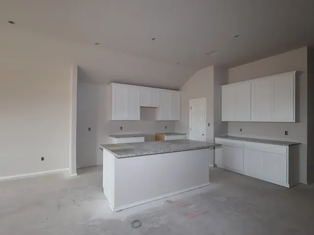 $409,990 | 13701 Warnock Trail, Manor, TX 78653