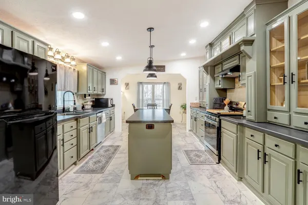 $216,900 | 64 Ridgewood Manor, Manheim, PA 17545