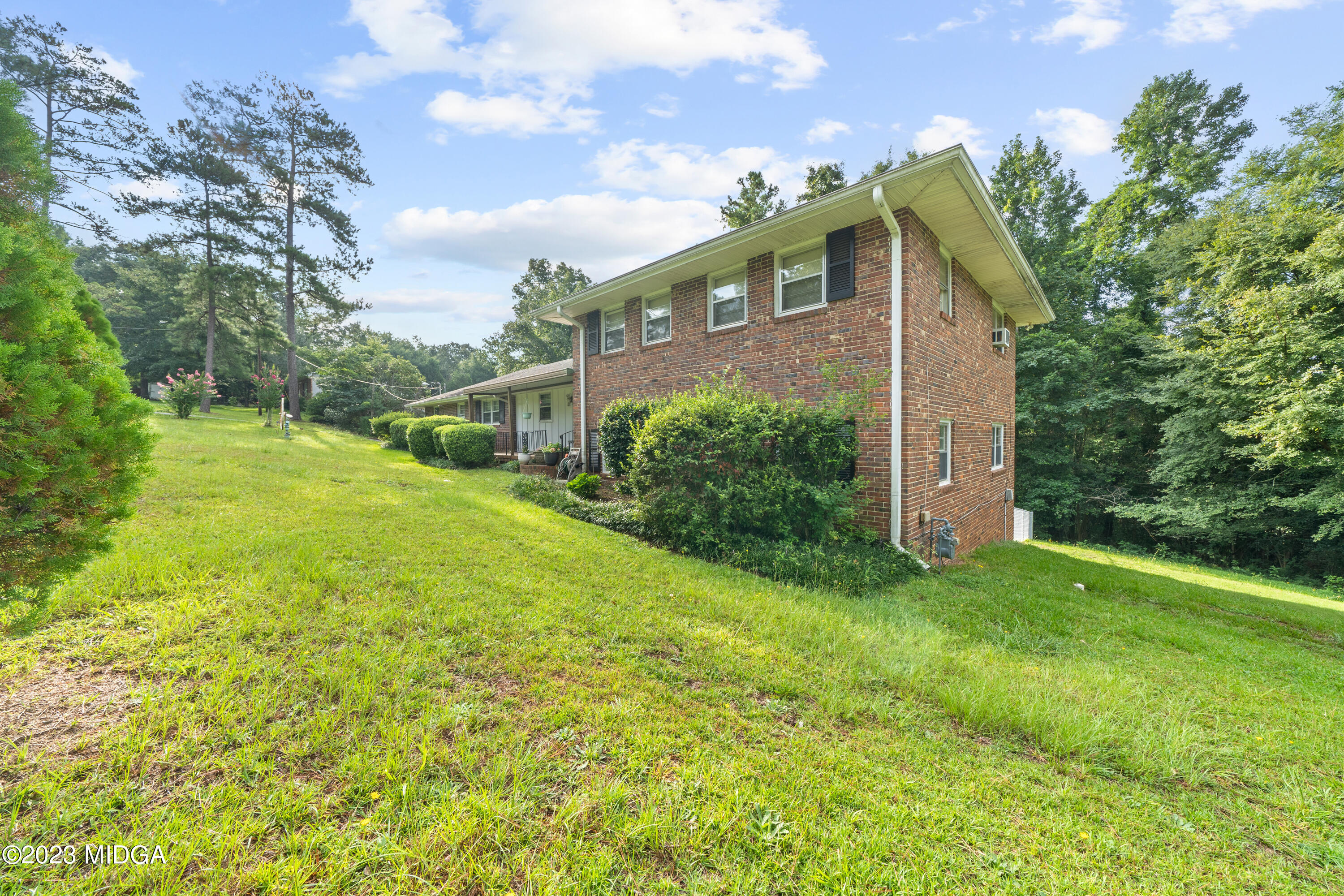 192 Walnut Ridge Drive Macon, GA 31211 - Photo 3 of 28 192 Walnut Ridge Dr-09376