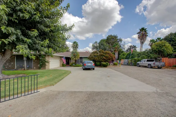 $795,000 | 5900 Washington Road, Turlock, CA 95382