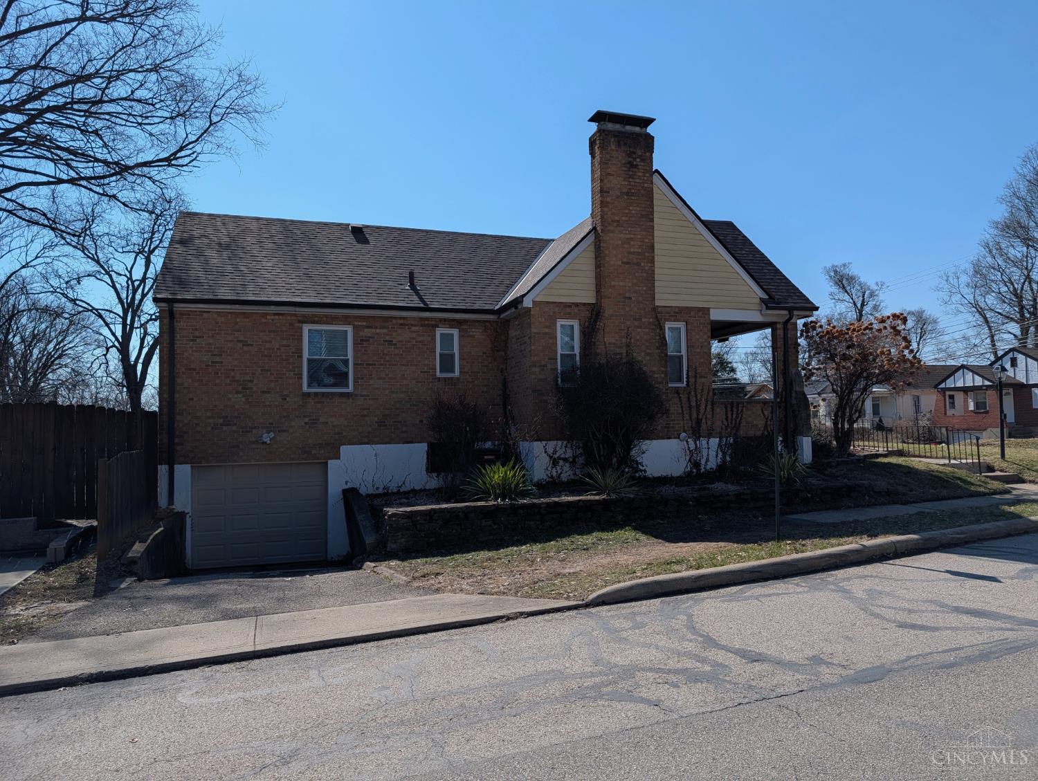 6656 Plainfield Road Silverton, OH 45236 - Photo 42 of 49