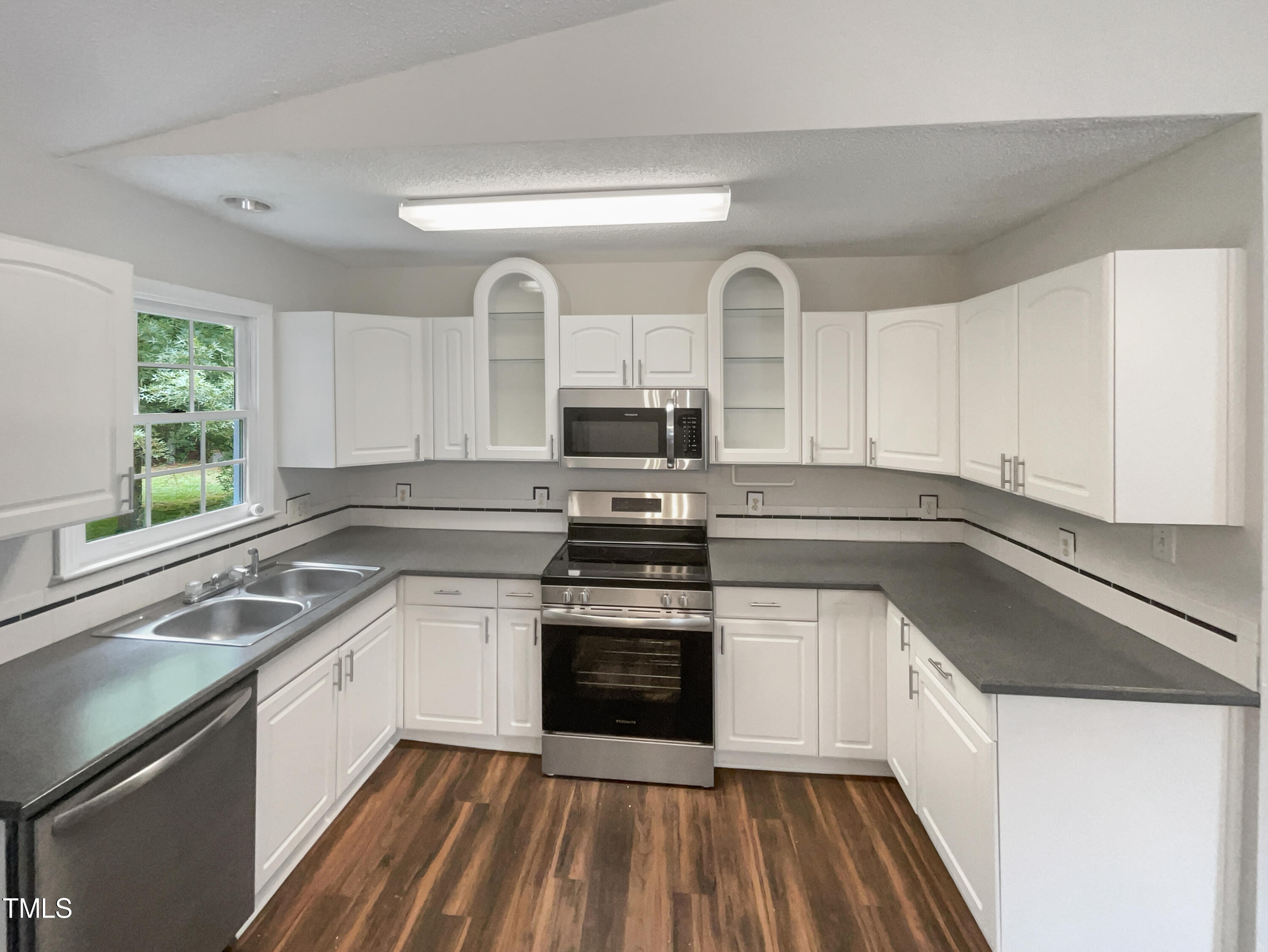 5325 Fayetteville Road Durham, NC 27713 - Photo 6 of 20 listing_5