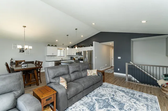 $465,100 | 909 9th Avenue Northeast, Kasson, MN 55944