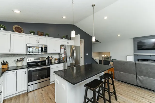 $465,100 | 909 9th Avenue Northeast, Kasson, MN 55944