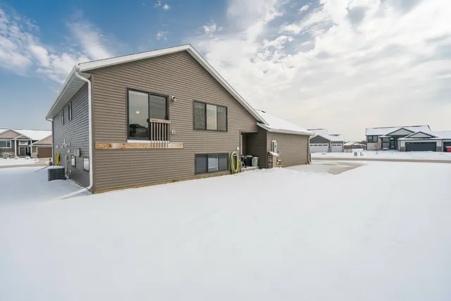 $465,100 | 909 9th Avenue Northeast, Kasson, MN 55944