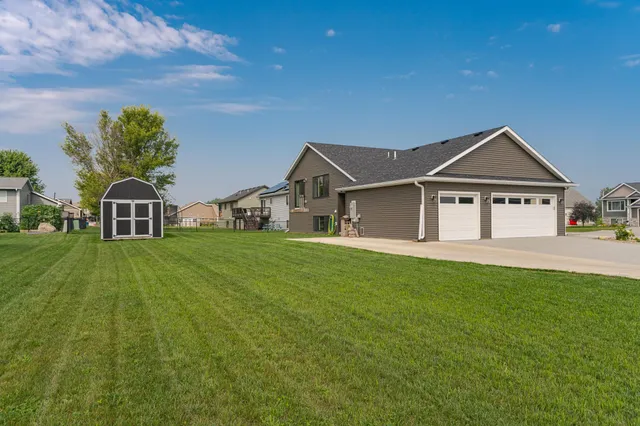$465,100 | 909 9th Avenue Northeast, Kasson, MN 55944
