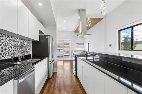 $349,000 | 1930 Dumaine Street, New Orleans, LA 70116