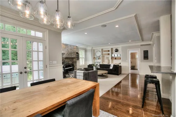 $20,000 | 5 Mayflower Parkway, Westport, CT 06880