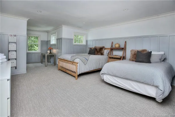 $20,000 | 5 Mayflower Parkway, Westport, CT 06880