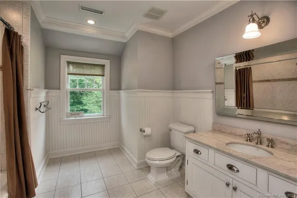 $20,000 | 5 Mayflower Parkway, Westport, CT 06880
