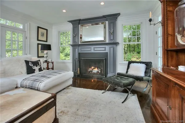 $20,000 | 5 Mayflower Parkway, Westport, CT 06880