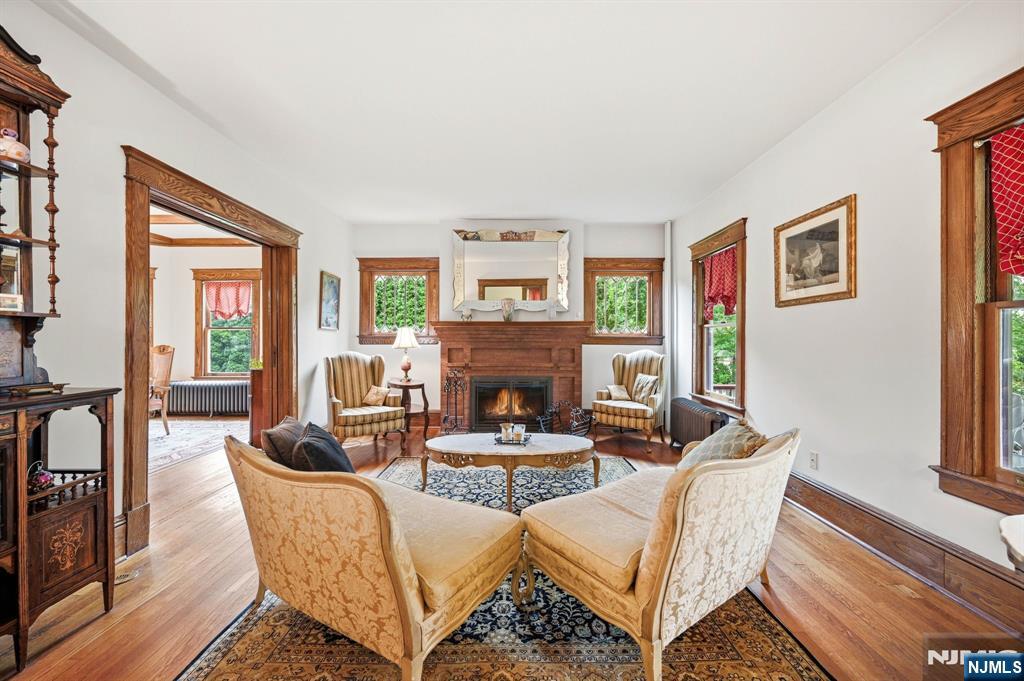 283 Highwood Avenue Ridgewood, NJ 07450 - Photo 6 of 48