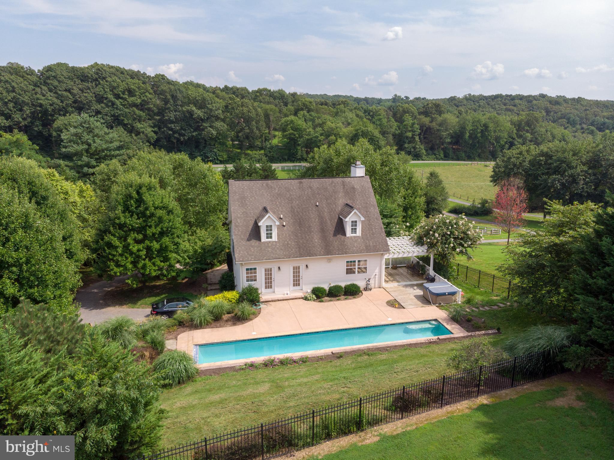 Stunning property perfectly private