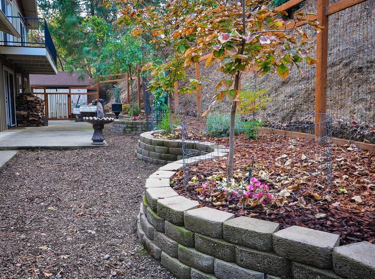 2069 Knowles Road Medford, OR 97501 - Photo 20 of 35 Additional Photo