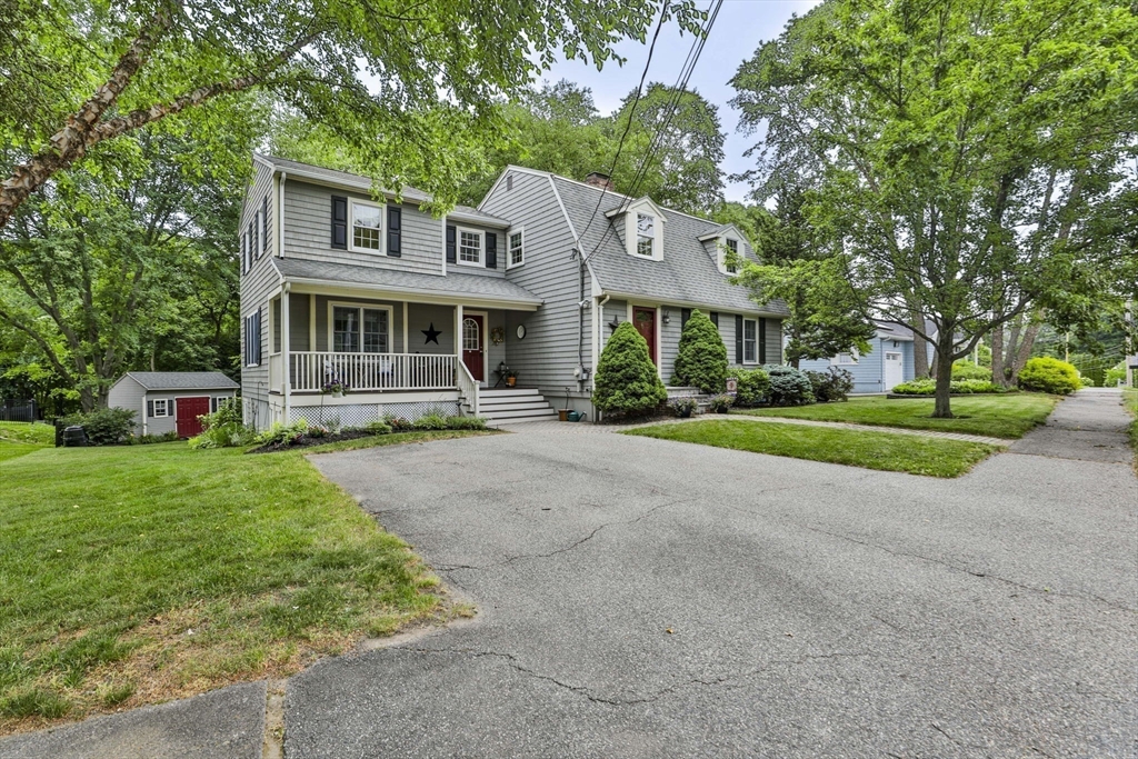 33 Reynolds Road Wakefield, MA 01880 - Photo 34 of 42