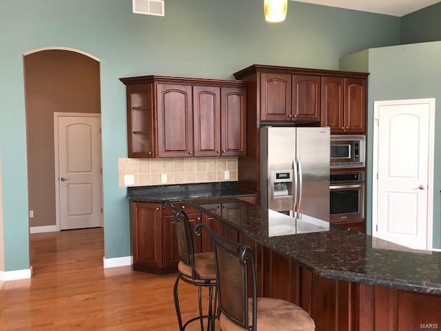 31508 Mitchell Creek Road Brighton, IL 62012 - Photo 16 of 96