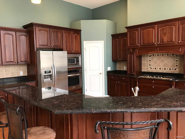 31508 Mitchell Creek Road Brighton, IL 62012 - Photo 17 of 96