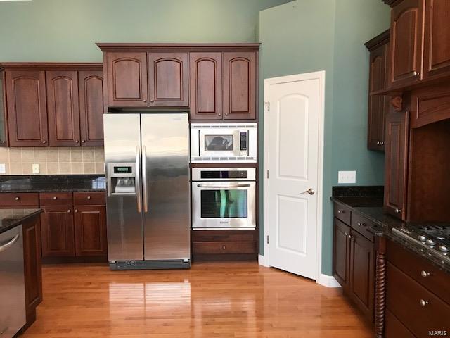 31508 Mitchell Creek Road Brighton, IL 62012 - Photo 21 of 96