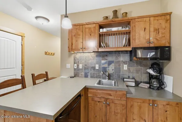 $159,000 | 602 Bunker Avenue, Unit 215, Kellogg, ID 83837