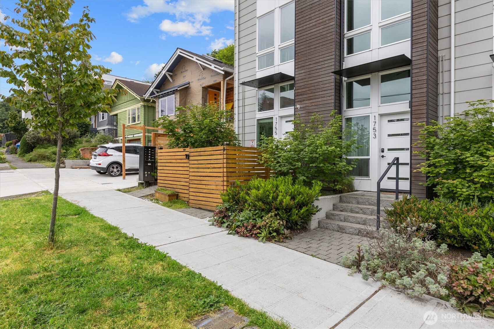 1755 17th Avenue South Seattle, WA 98144 - Photo 3 of 30