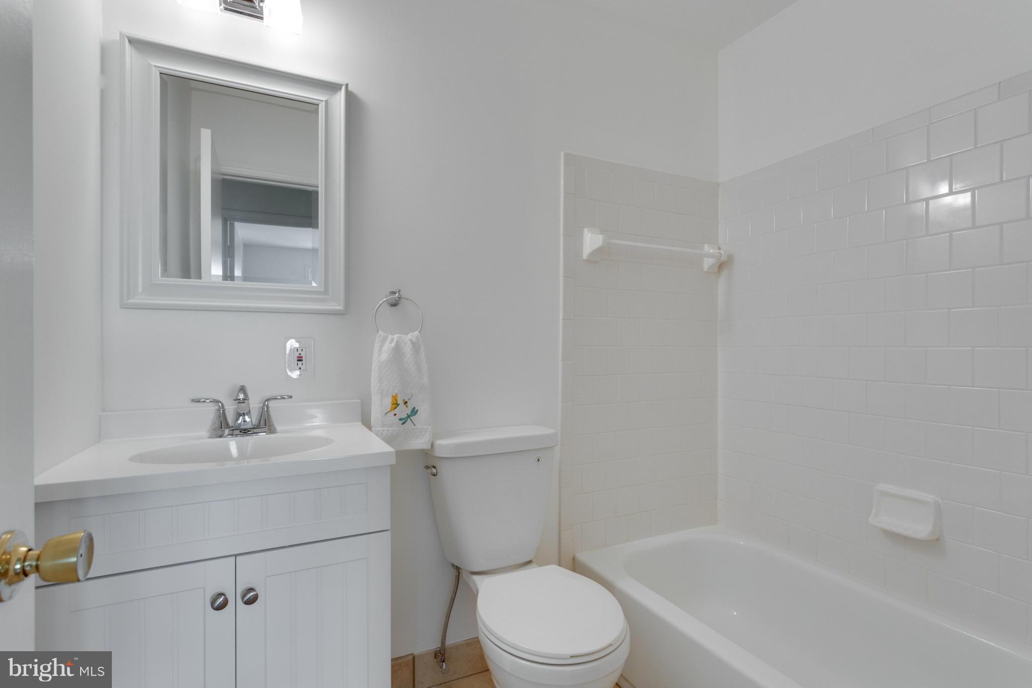 9896 Ranger Road Fairfax, VA 22030 - Photo 17 of 29 Bath