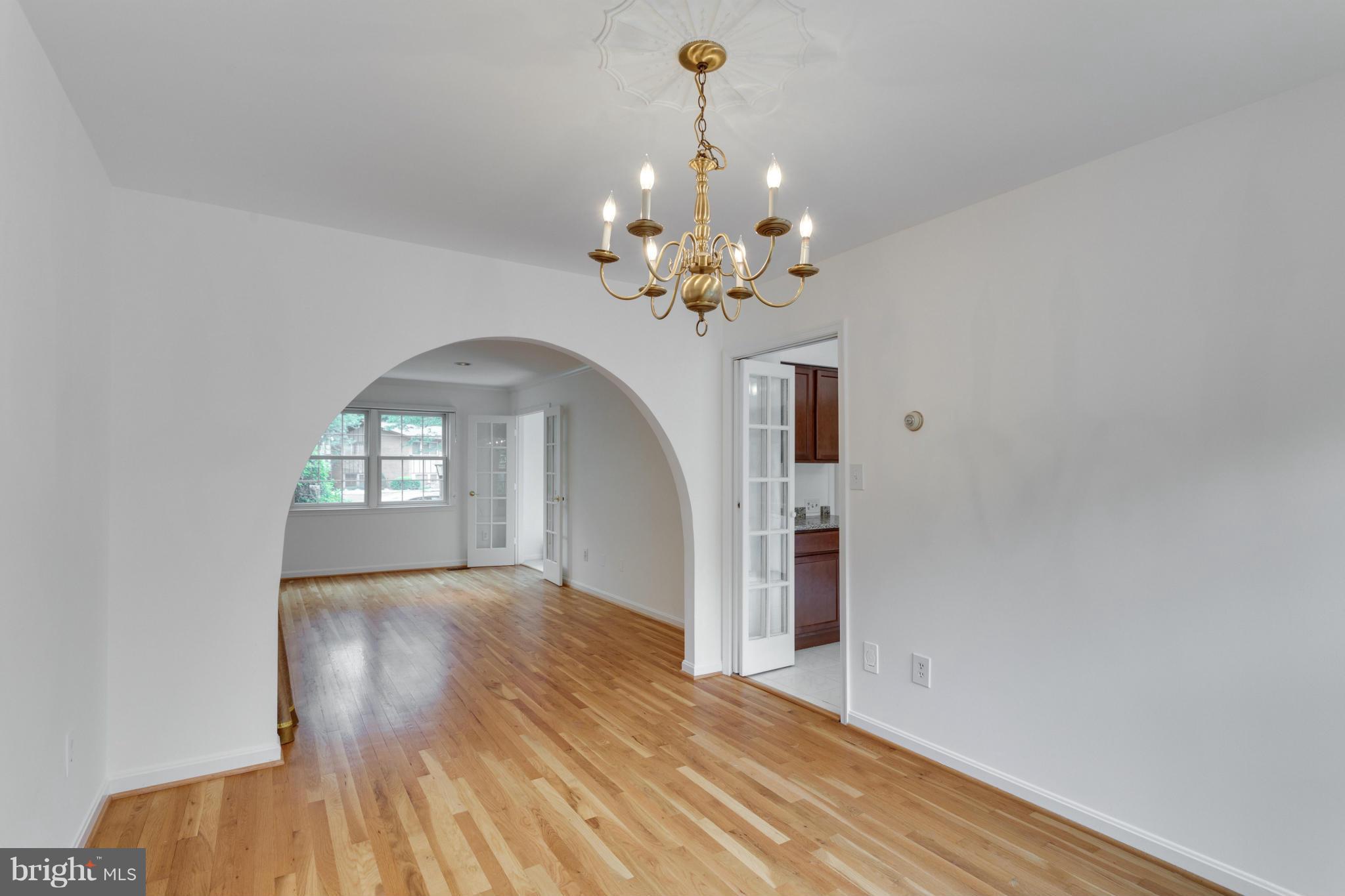 9896 Ranger Road Fairfax, VA 22030 - Photo 7 of 29 Dining Room