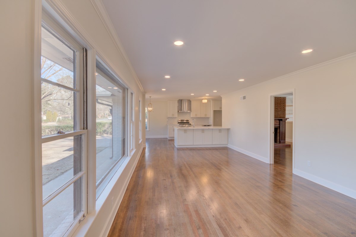 4981 Cole Road Memphis, TN 38117 - Photo 2 of 20