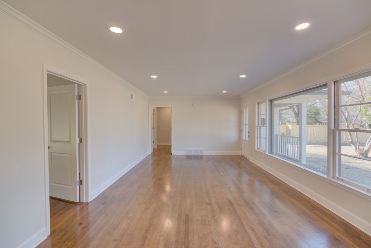 4981 Cole Road Memphis, TN 38117 - Photo 3 of 20