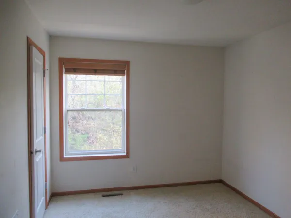 $309,900 | 4002 Cedar Grove Lane, Eagan, MN 55122