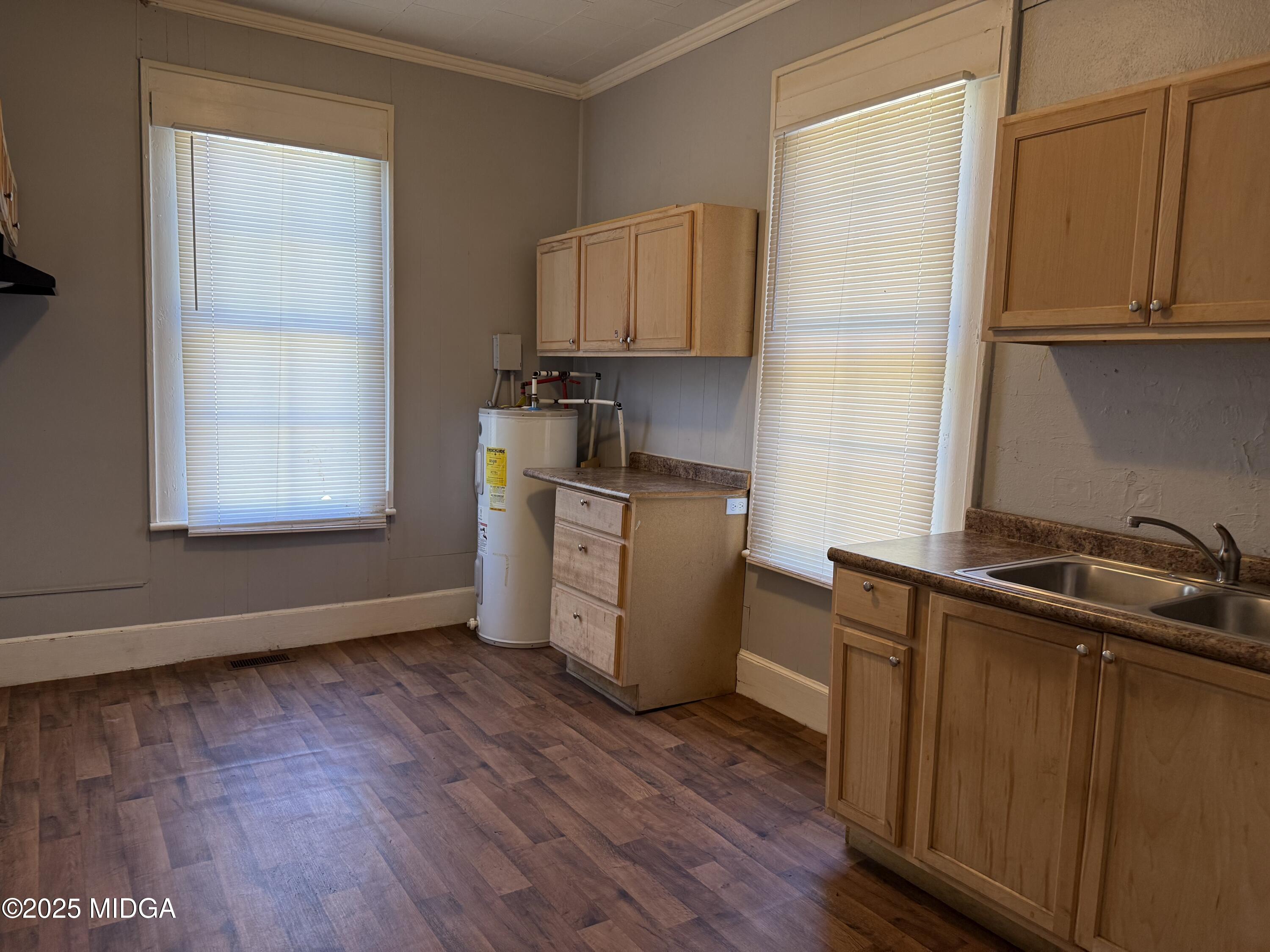 727 Williams Street Macon, GA 31201 - Photo 5 of 9 IMG_4072