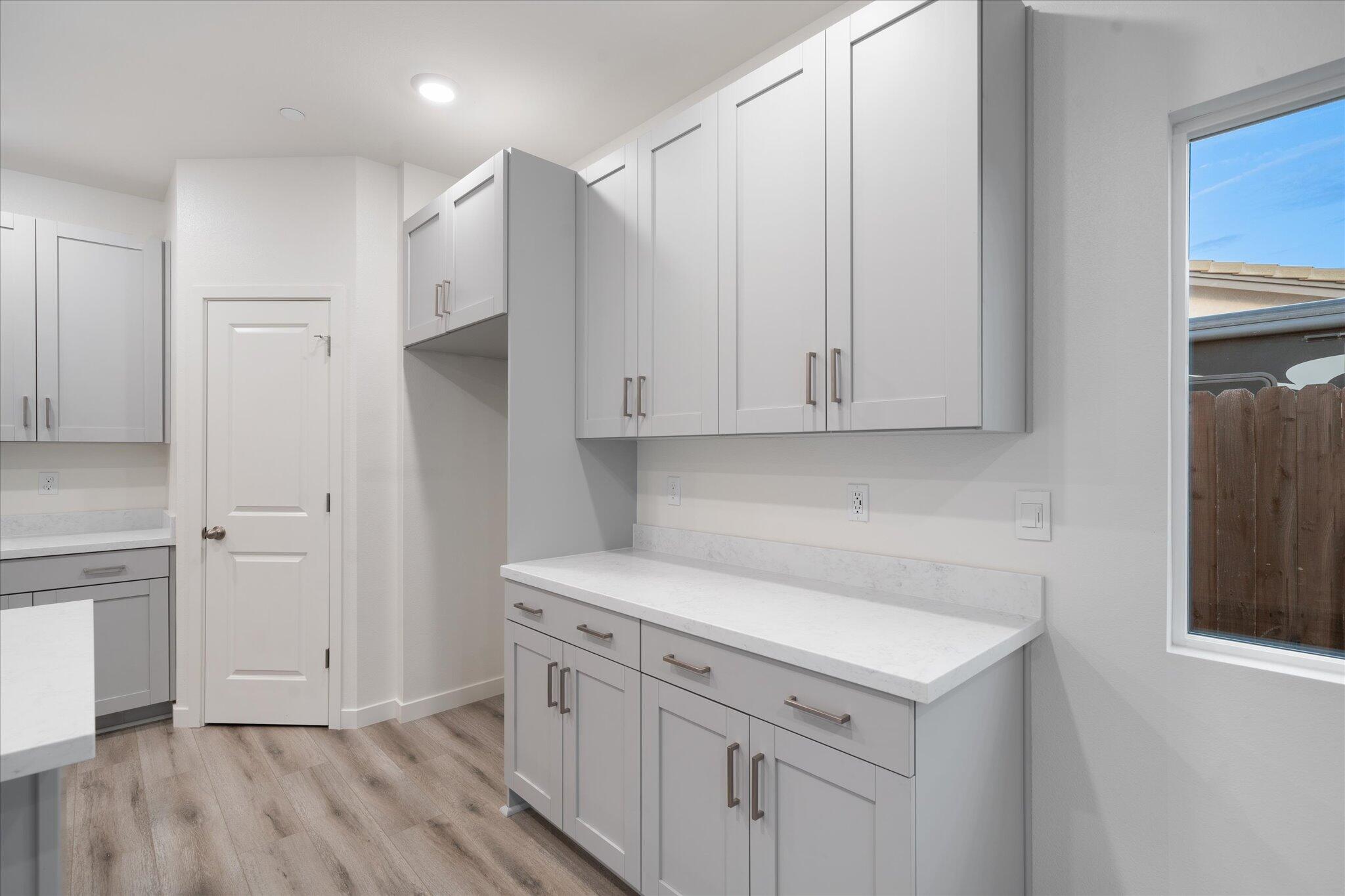 4181 Haleakala Avenue Redding, CA 96001 - Photo 15 of 49 15-BiggerFlow Real Estate Media-15