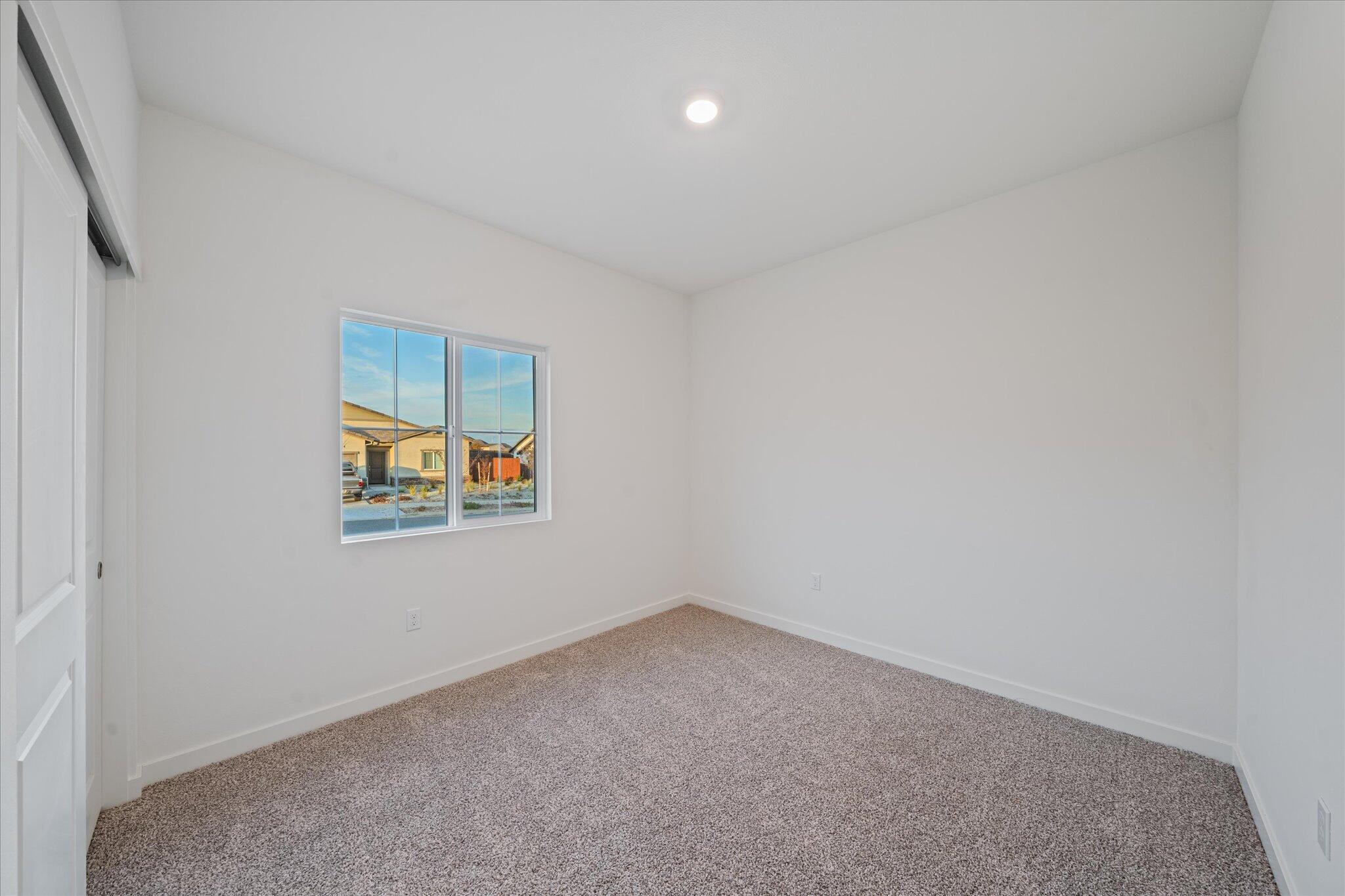 4181 Haleakala Avenue Redding, CA 96001 - Photo 21 of 49 21-BiggerFlow Real Estate Media-21