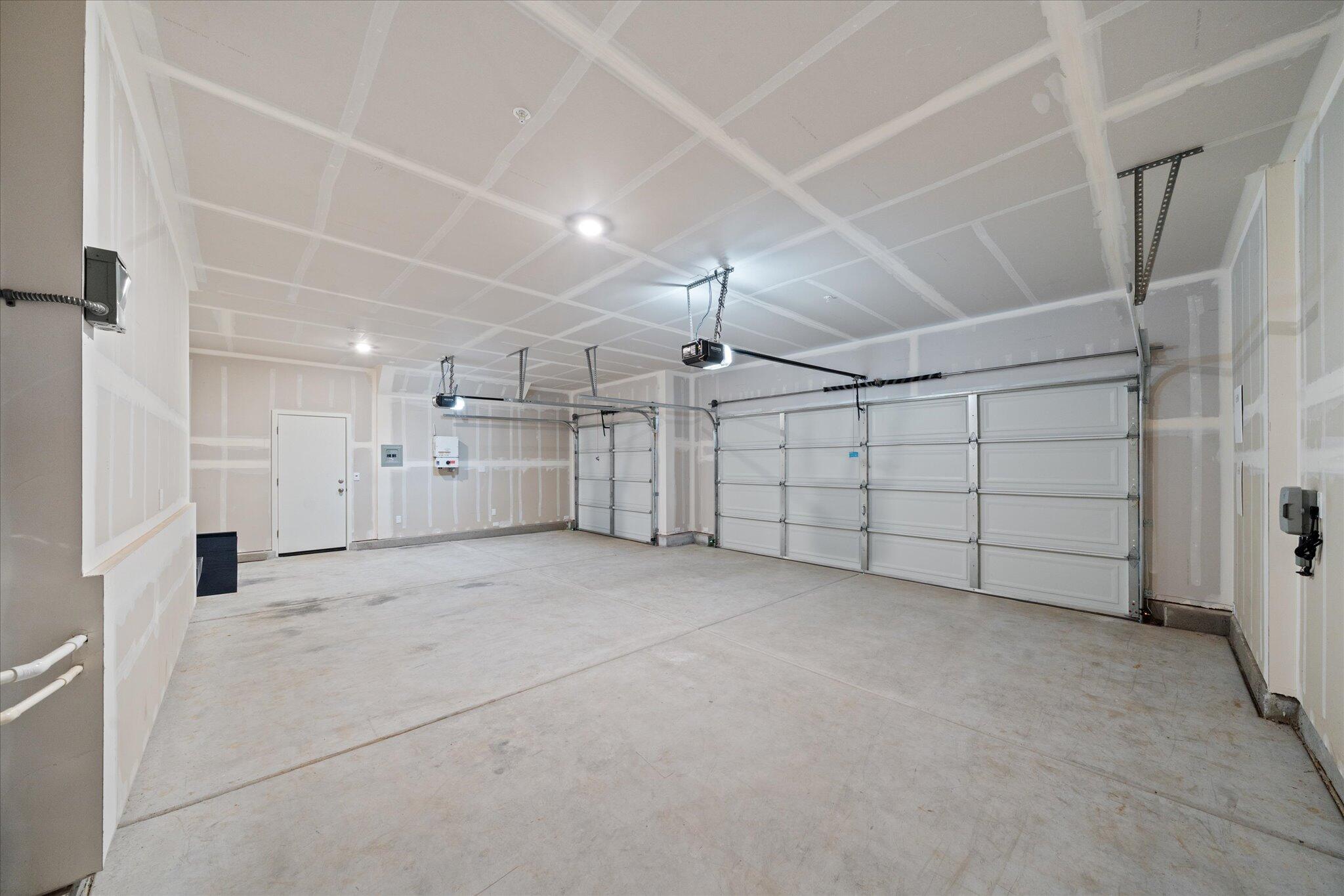 4181 Haleakala Avenue Redding, CA 96001 - Photo 28 of 49 28-BiggerFlow Real Estate Media-28