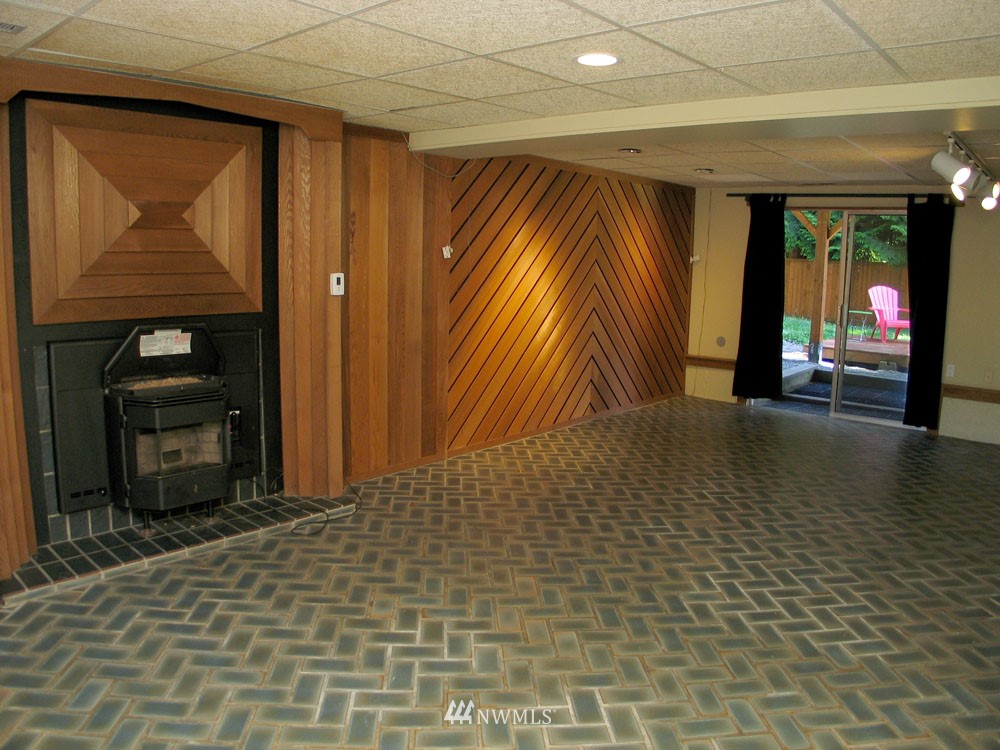 20125 43rd Avenue Southeast Bothell, WA 98012 - Photo 6 of 19 Gallery Image 6