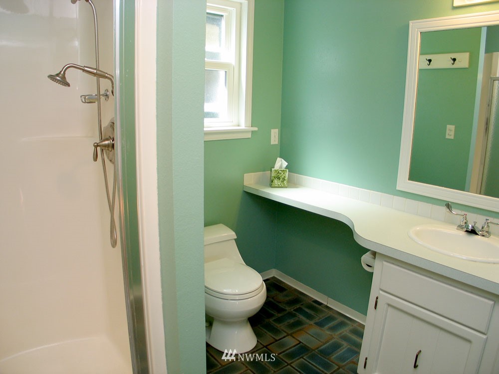20125 43rd Avenue Southeast Bothell, WA 98012 - Photo 8 of 19 Gallery Image 8