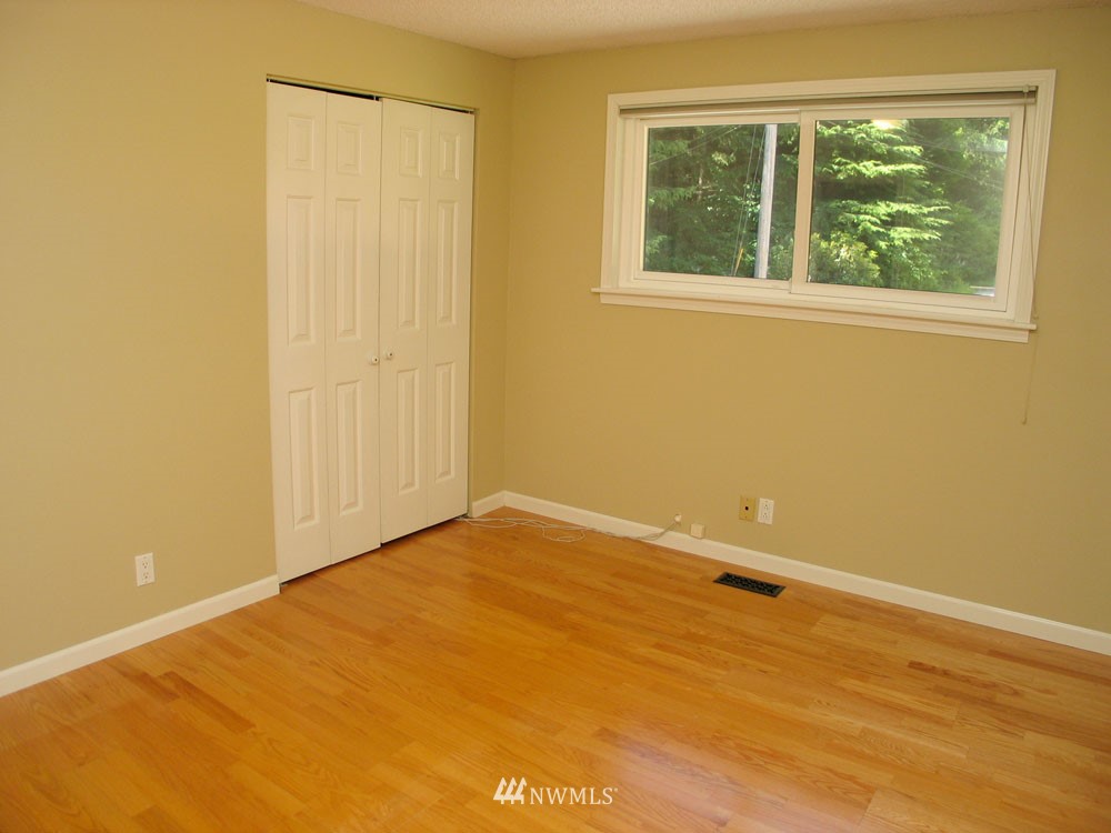 20125 43rd Avenue Southeast Bothell, WA 98012 - Photo 10 of 19 Gallery Image 10