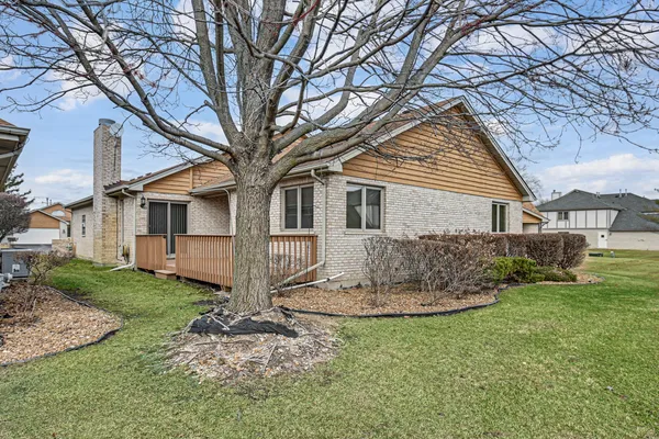 $384,900 | 18311 65th Avenue, Tinley Park, IL 60477