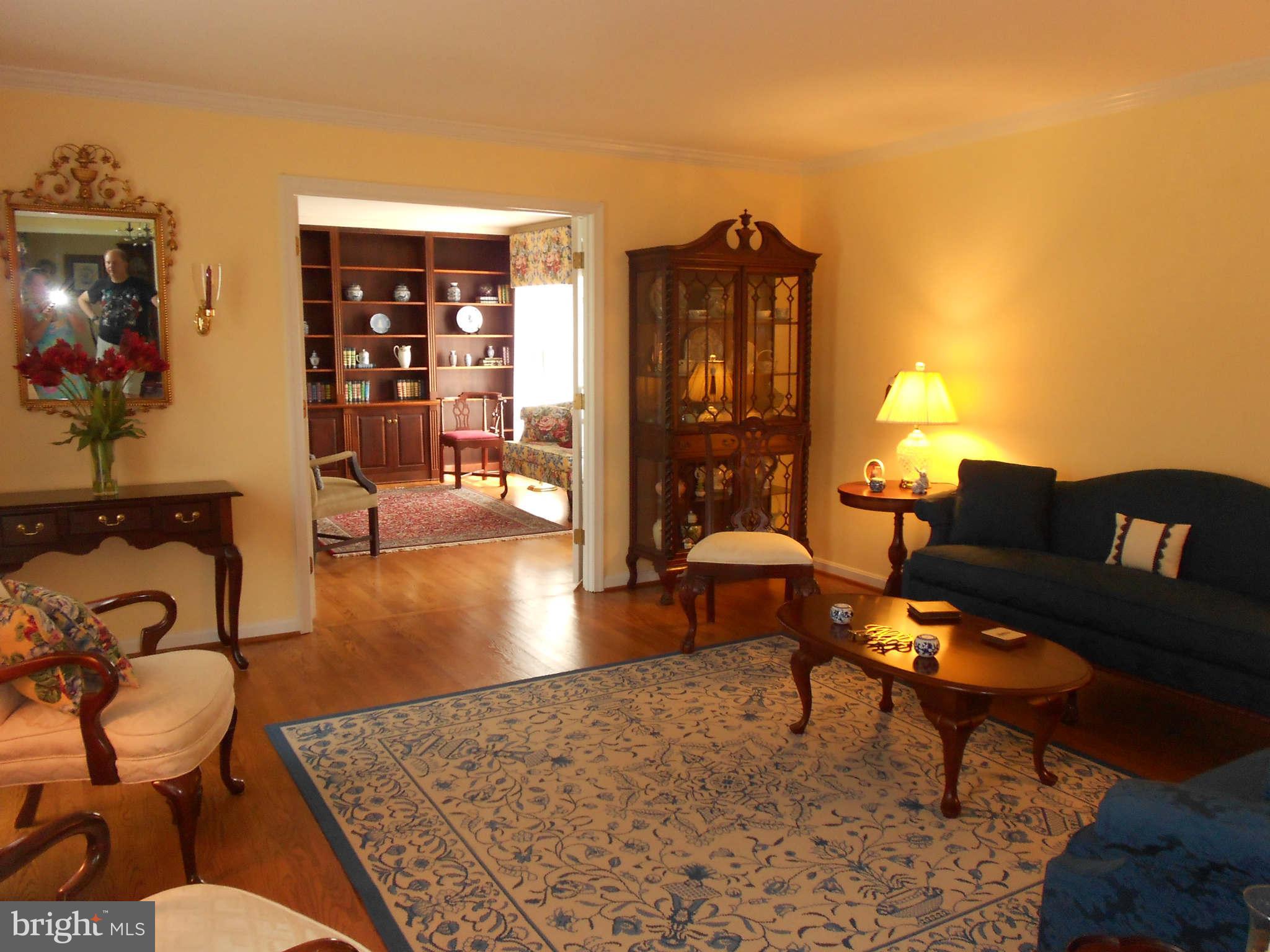 3611 Stansbury Mill Road Phoenix, MD 21131 - Photo 7 of 28 Living Room