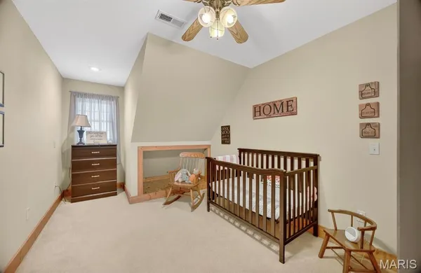 $559,900 | 18521 Oak Tree Lane, Phillipsburg, MO 65722