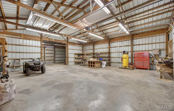 $559,900 | 18521 Oak Tree Lane, Phillipsburg, MO 65722