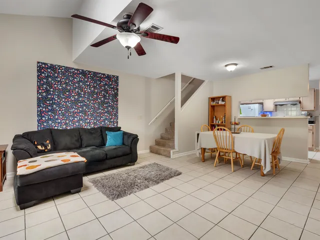 $184,000 | 796 Timberwood Circle South, Tallahassee, FL 32304