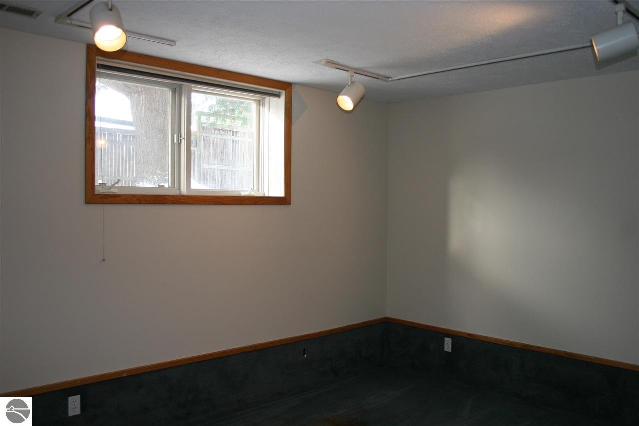 10683 Center Road Traverse City, MI 49686 - Photo 35 of 43 1779421-34.JPG