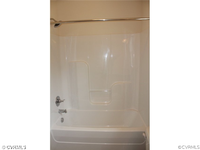 7528 Rolling Hill Road Hopewell, VA 23860 - Photo 22 of 24 Bathroom