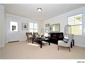 352 Spring Street Davidson, NC 28036 - Photo 4 of 13 Gallery Image 4