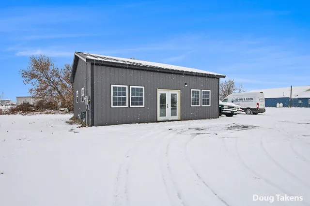 $140,000 | 7225 Saddlebag Lake Road, Lake Odessa, MI 48849