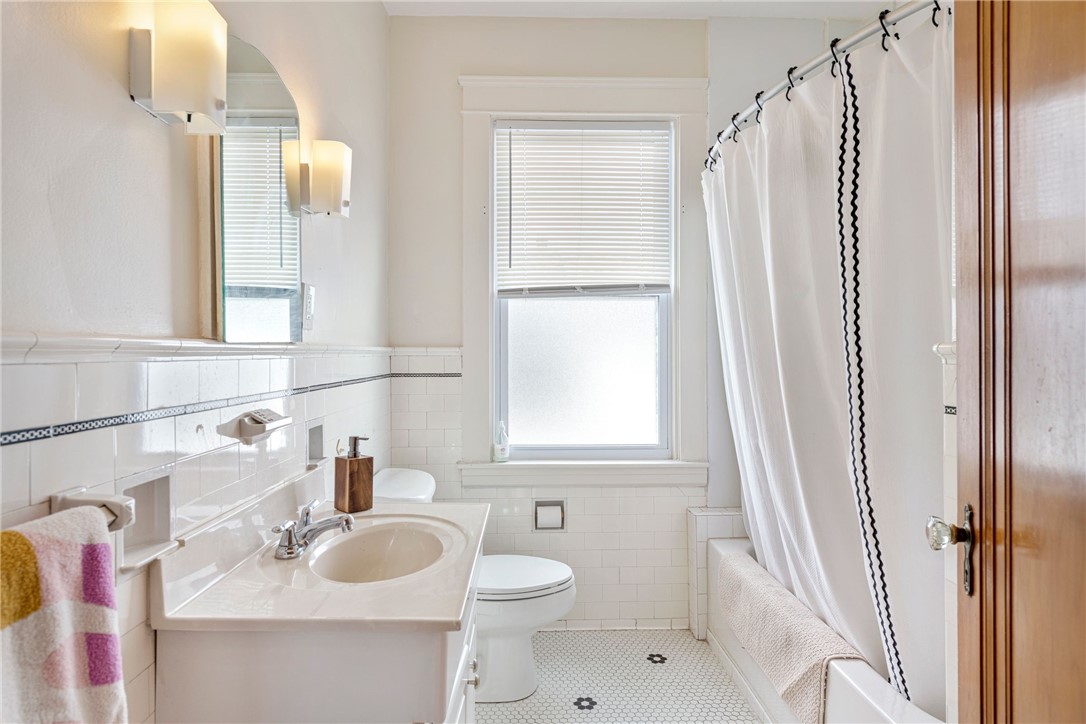 102 Jastram Street Providence, RI 02908 - Photo 14 of 22