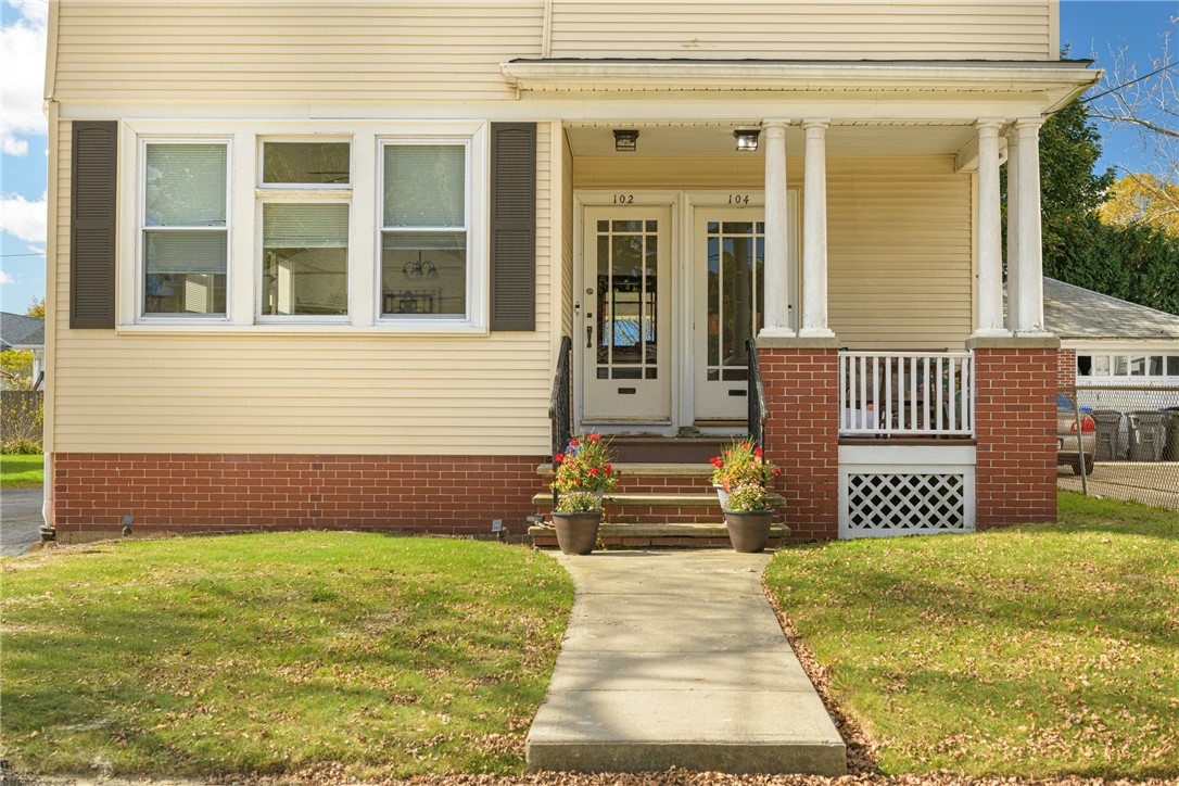 102 Jastram Street Providence, RI 02908 - Photo 4 of 22